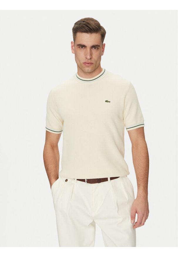 Lacoste Sweter AH9301 Beżowy Regular Fit. Kolor: beżowy. Materiał: bawełna