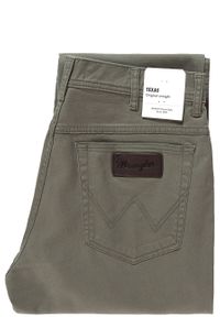 Wrangler - WRANGLER SPODNIE MĘSKIE TEXAS DUSTY OLIVE W121W3275. Stan: podwyższony. Materiał: materiał. Wzór: moro. Styl: militarny #6