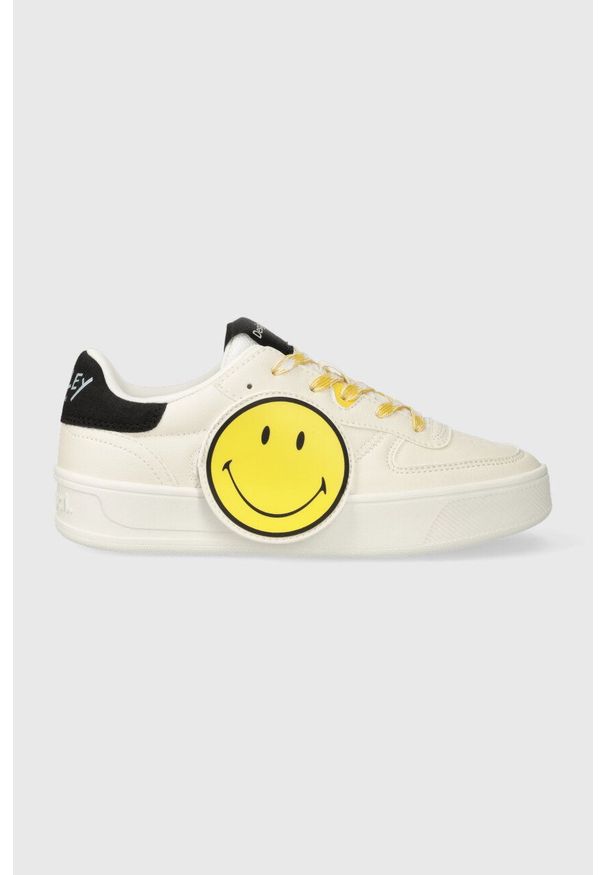 Desigual sneakersy x Smiley kolor biały 23WSKP23.9019. Nosek buta: okrągły. Kolor: biały. Materiał: włókno, materiał