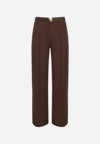 Born2be - Brązowe Garniturowe Spodnie o Szerokim Kroju z Paskiem ze Sprzączką Muszelką Saliavia. Okazja: na co dzień. Kolor: brązowy. Styl: elegancki, casual, klasyczny