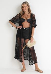 Born2be - Czarna Haftowana Narzutka z Siateczki z Krótkim Rękawem i Sznurkiem w Talii Cateia. Kolor: czarny. Długość rękawa: krótki rękaw. Długość: krótkie. Wzór: haft. Styl: boho, wakacyjny #3