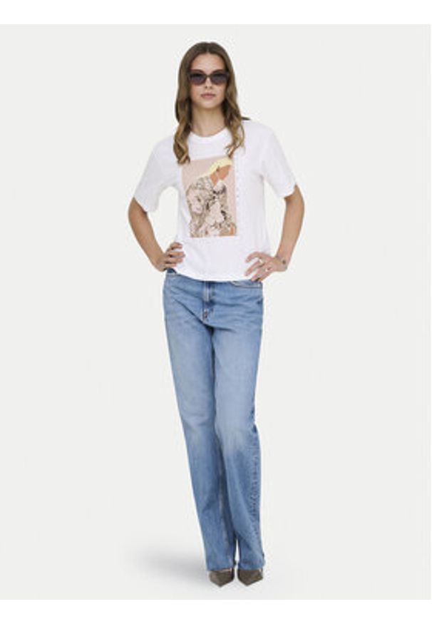 only - ONLY T-Shirt Susan 15372179 Biały Regular Fit. Kolor: biały. Materiał: bawełna