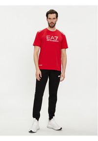 EA7 Emporio Armani T-Shirt 3DPT29 PJULZ 1461 Czerwony Regular Fit. Kolor: czerwony. Materiał: syntetyk