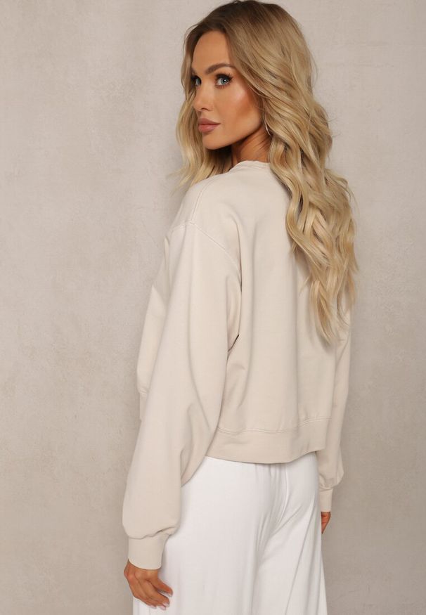 Renee - Jasnobeżowa Oversize Bluza z Bawełny o Krótkim Fasonie Sibolla. Kolor: beżowy. Materiał: bawełna. Długość: krótkie