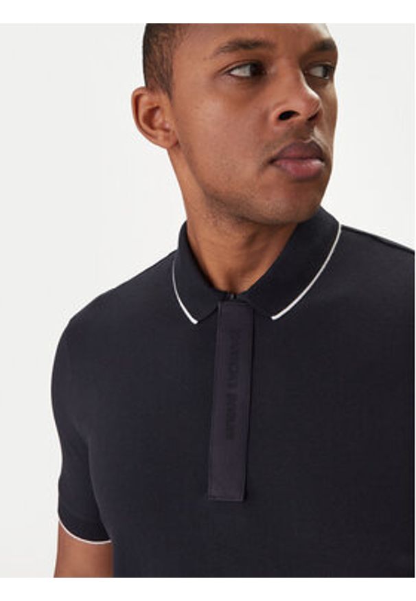 Armani Exchange Polo XM001285 AF10366 UB101 Granatowy Slim Fit. Typ kołnierza: polo. Kolor: niebieski. Materiał: bawełna