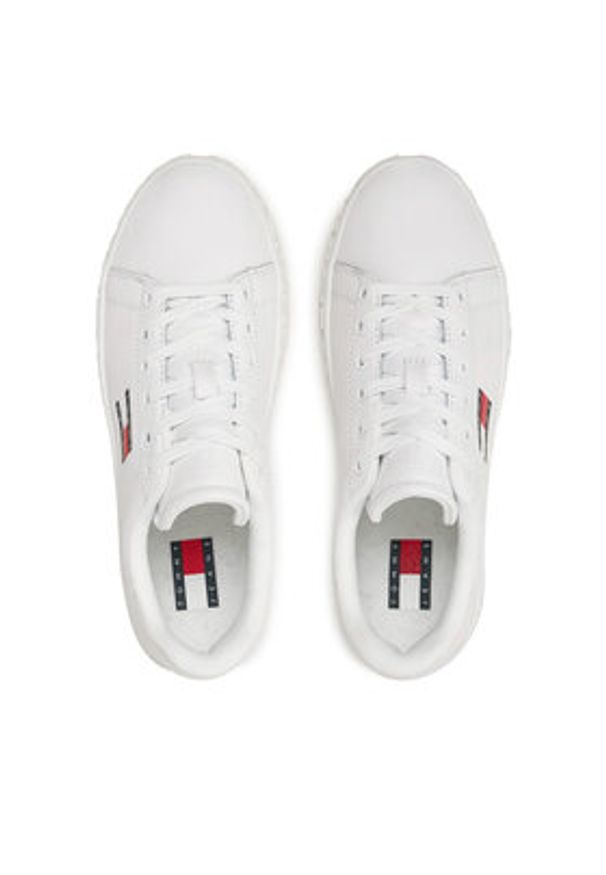 Tommy Jeans Sneakersy Tjw Logo Outsole Sneaker Ess EN0EN02703 Biały. Kolor: biały. Materiał: skóra