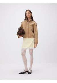 Reserved - Spódnica z koronką - jasnożółty. Kolor: żółty. Materiał: koronka. Wzór: koronka