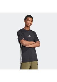 Adidas - Koszulka z krótkim rękawem męska ADIDAS Gym & Pilates. Kolor: czarny. Materiał: włókno, bawełna. Długość rękawa: krótki rękaw. Długość: krótkie. Sport: joga i pilates