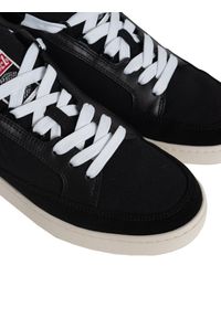 Diesel Sneakersy "S-Sinna" | Y02963PR049 | Mężczyzna | Czarny. Okazja: na co dzień. Kolor: czarny. Materiał: skóra. Wzór: aplikacja