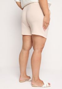 Born2be - Beżowe Szorty Typu Bermudy z Wysokim Stanem z Gumką w Pasie i Wiązaniem Seviiana. Okazja: na co dzień. Stan: podwyższony. Kolekcja: plus size. Kolor: beżowy. Materiał: koronka, materiał. Wzór: koronka. Sezon: lato. Styl: elegancki, casual #6