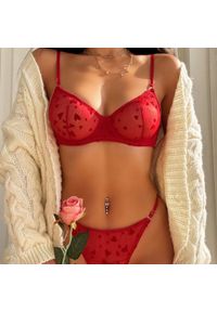 Intica - Komplet bielizny z haftem elegancki zestaw damski Eufrozina. Kolor: czerwony. Materiał: materiał. Wzór: haft #1