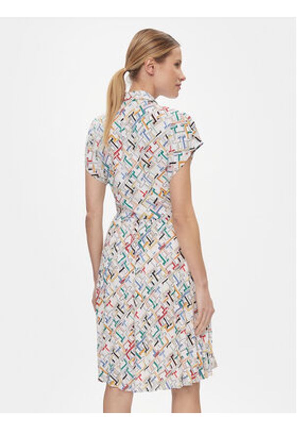 TOMMY HILFIGER - Tommy Hilfiger Sukienka koszulowa Amd Pleated Ss Knee WW0WW42444 Biały Regular Fit. Kolor: biały. Materiał: syntetyk. Typ sukienki: koszulowe