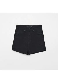 Cropp - Jeansowe szorty high waist - Czarny. Stan: podwyższony. Kolor: czarny. Materiał: jeans