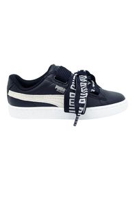 Buty do chodzenia damskie Puma Basket Heart Safari DE. Zapięcie: sznurówki. Kolor: biały, czarny, wielokolorowy. Materiał: skóra, syntetyk, materiał. Szerokość cholewki: normalna. Sport: turystyka piesza