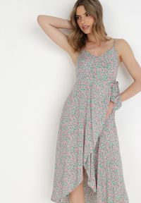 Born2be - Zielono-Różowa Sukienka z Wiskozy Kalleia. Kolor: zielony. Materiał: wiskoza. Długość rękawa: na ramiączkach. Wzór: kwiaty. Typ sukienki: kopertowe. Styl: klasyczny. Długość: midi #2