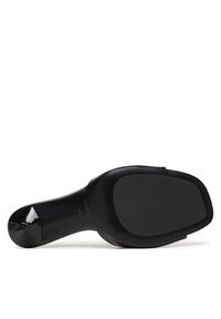 Guess Klapki FLPCAI PAF03 Czarny. Kolor: czarny. Materiał: skóra #5