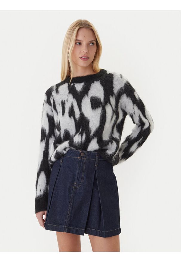 Calvin Klein Sweter Brushed Hairy LV044D343G Czarny Regular Fit. Kolor: czarny. Materiał: syntetyk