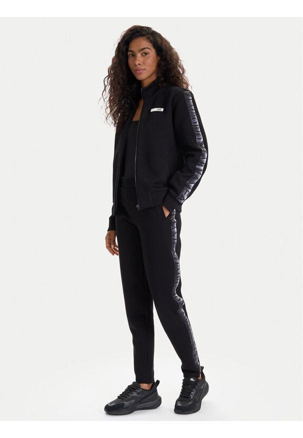 EA7 Emporio Armani Dres 7W000680 AF13151 UC001 Czarny Regular Fit. Kolor: czarny. Materiał: bawełna, syntetyk