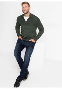 bonprix - Sweter w wygodnym fasonie ze stójką, z bawełną. Typ kołnierza: kołnierzyk stójkowy. Kolor: zielony. Materiał: bawełna. Długość: długie. Wzór: prążki #3