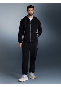 4f - 4F Bluza dresowa regular z kapturem męska - czarny XXL. Okazja: na co dzień. Typ kołnierza: kaptur. Kolor: czarny. Materiał: dresówka. Styl: casual. Sport: bieganie, fitness #1
