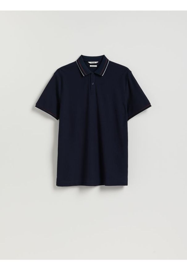 Reserved - Koszulka polo z bawełny merceryzowanej - granatowy. Typ kołnierza: polo. Kolor: niebieski. Materiał: bawełna