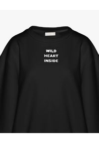 WILD MASCOT - Czarna bluza z bawełny Heart Inside. Kolor: czarny. Materiał: bawełna. Wzór: haft, aplikacja. Styl: klasyczny #3