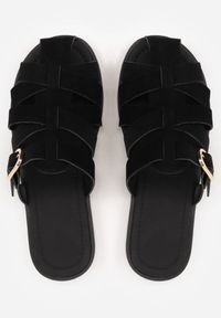 Renee - Czarne Klapki Gladiatorki z Ozdobną Sprzączką Lusanatia. Okazja: na co dzień. Kolor: czarny. Styl: casual #9