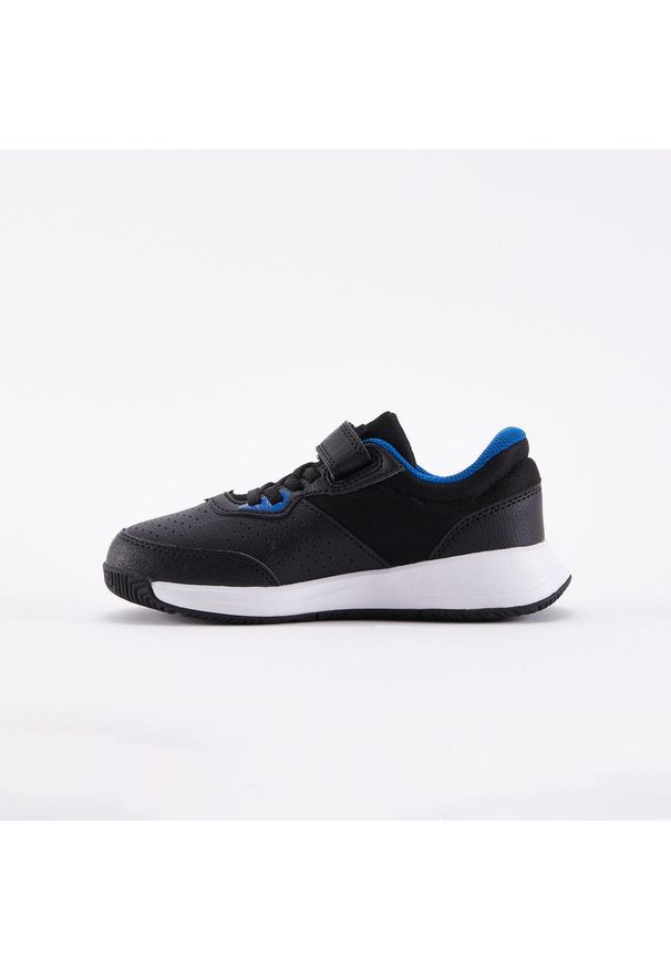 ARTENGO - Buty tenisowe na rzepy dla dzieci Artengo Essential. Zapięcie: rzepy. Kolor: czarny, niebieski, wielokolorowy. Materiał: syntetyk. Szerokość cholewki: normalna. Sport: tenis