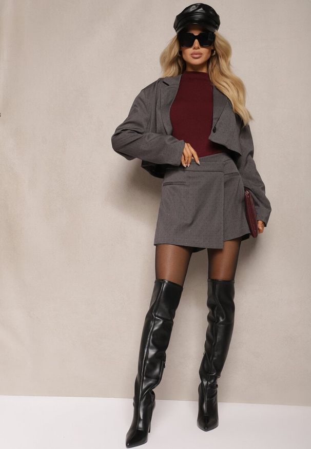 Renee - Szare Spódnico-Szorty z Cekinami Zakładką i Imitacją Kieszeni Vaiane. Okazja: na co dzień, na spotkanie biznesowe, do pracy. Stan: podwyższony. Kolor: szary. Styl: casual, biznesowy, elegancki, wizytowy