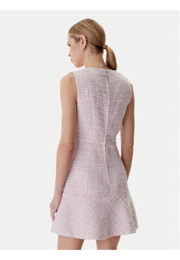 Guess Sukienka koktajlowa W6RK28 WJ632 Różowy Regular Fit. Kolor: różowy. Materiał: syntetyk. Styl: wizytowy