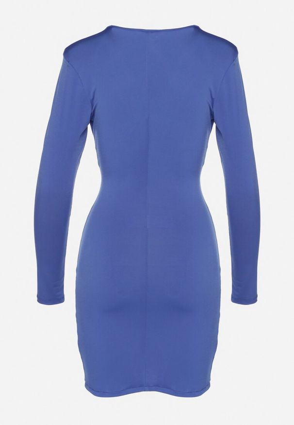 Born2be - Niebieska Sukienka Ozdobiona Marszczeniem z Usztywnionymi Ramionami Leatheris. Okazja: na co dzień. Typ kołnierza: dekolt w kształcie V. Kolor: niebieski. Materiał: skóra. Długość rękawa: długi rękaw. Wzór: aplikacja. Typ sukienki: proste. Styl: casual