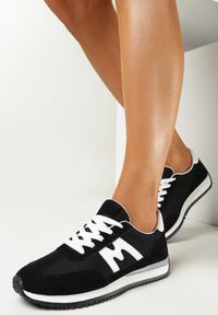 Born2be - Czarne Sneakersy Ledrea. Okazja: na co dzień. Kolor: czarny. Materiał: guma, jeans, materiał. Szerokość cholewki: normalna. Wzór: gładki. Obcas: na płaskiej podeszwie #5