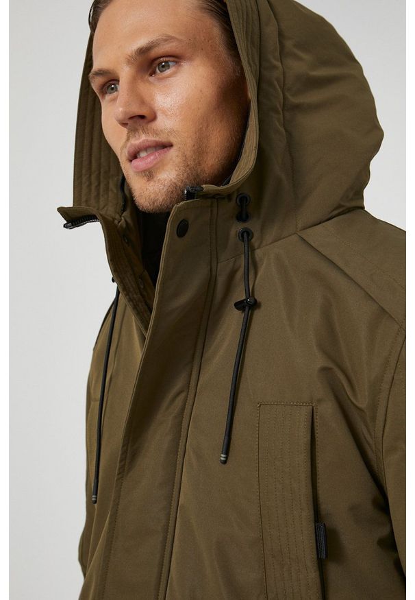 medicine - Medicine - Parka Basic. Okazja: na co dzień. Kolor: zielony. Materiał: futro. Styl: casual