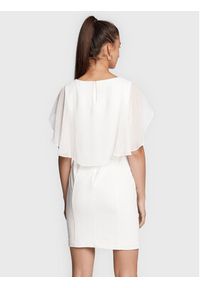 DKNY Sukienka koktajlowa DD2E1839 Biały Regular Fit. Kolor: biały. Materiał: syntetyk. Styl: wizytowy