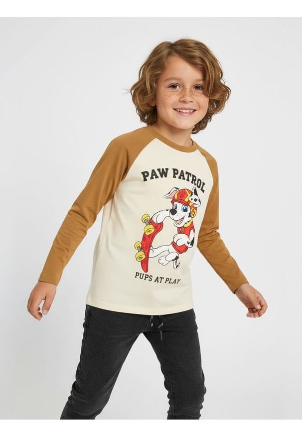 Sinsay - Koszulka z długimi rękawami PAW Patrol - kremowy. Kolor: kremowy. Długość rękawa: długi rękaw. Długość: długie