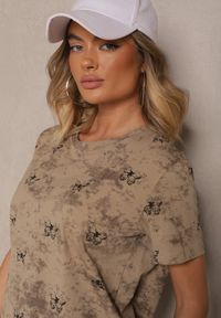 Renee - Ciemnobeżowy T-shirt z Bawełny z Motylkami Tenelesa. Okazja: na co dzień. Kolor: beżowy. Materiał: bawełna. Sezon: wiosna. Styl: klasyczny, elegancki, casual