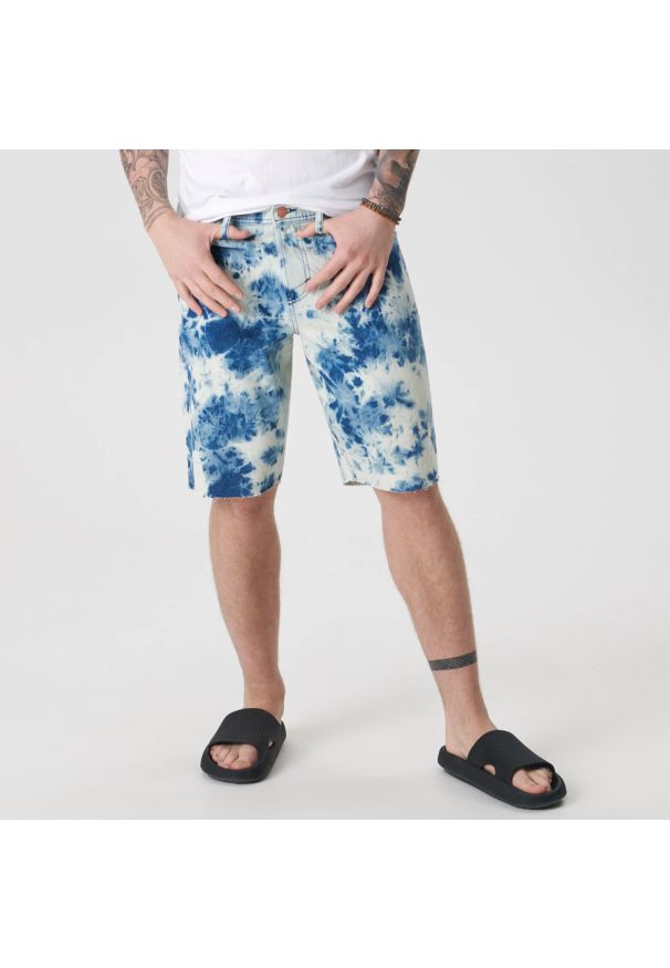 Sinsay - Szorty comfort tie dye - Niebieski. Kolor: niebieski