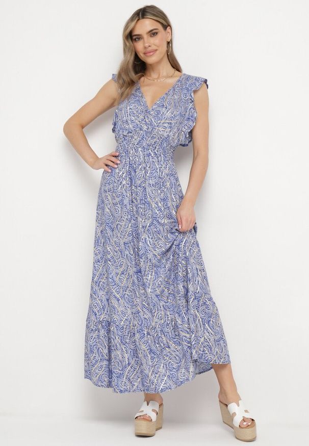 Born2be - Niebieska Bawełniana Sukienka z Metalicznym Nadrukiem z Gumkami w Pasie z Kopertowym Dekoltem Folia. Okazja: na spacer, na co dzień. Typ kołnierza: dekolt kopertowy, kołnierz z falbankami. Kolor: niebieski. Materiał: bawełna. Wzór: nadruk. Typ sukienki: kopertowe. Styl: casual, klasyczny