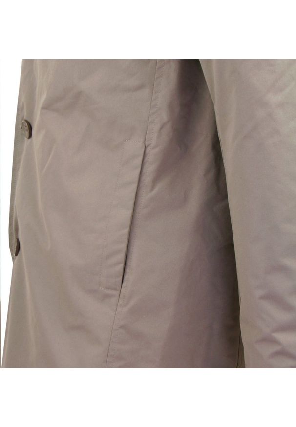 Krótki, Męski Płaszcz Przejściowy z Wysokim Kołnierzem - Brave Soul - Taupe. Kolor: wielokolorowy, beżowy, brązowy. Materiał: poliester. Długość: krótkie. Sezon: wiosna, jesień