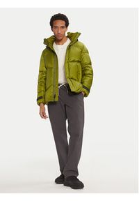 Woolrich Kurtka puchowa CFWOOU0968MRUT3664 Zielony Regular Fit. Kolor: zielony. Materiał: syntetyk