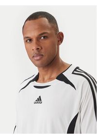 Adidas - adidas T-Shirt adicolor Teamgeist KD5852 Biały Regular Fit. Kolor: biały. Materiał: syntetyk #3