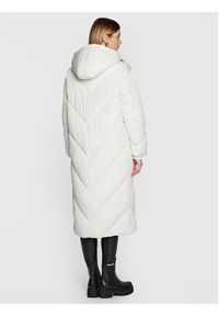 Hugo - HUGO Płaszcz zimowy Favella-1 50473930 Écru Relaxed Fit. Materiał: syntetyk. Sezon: zima