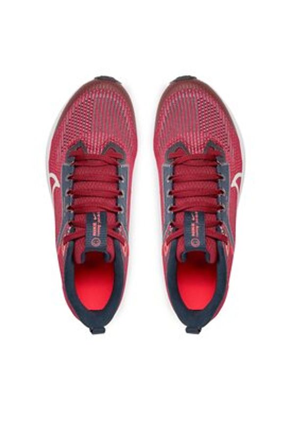 Nike Buty do biegania Air Zoom Pegasus 40 (GS) DX2498 009 Bordowy. Kolor: czerwony. Materiał: materiał. Model: Nike Zoom