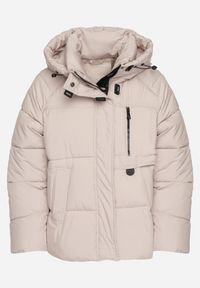 Born2be - Beżowa Oversizowa Kurtka z Pikowanymi Przeszyciami i Kapturem Galimea. Okazja: na co dzień. Kolor: beżowy. Materiał: poliester, jeans. Wzór: aplikacja. Styl: casual, klasyczny #4