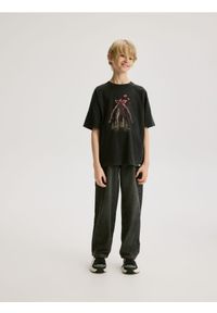 Reserved - T-shirt Stranger Things - czarny. Kolor: czarny. Materiał: dzianina, bawełna #1