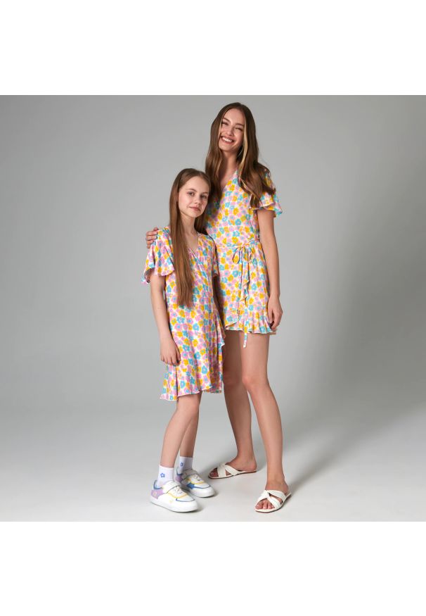 Sinsay - Sukienka mini w kwiaty - Turkusowy. Kolor: turkusowy. Wzór: kwiaty. Długość: mini