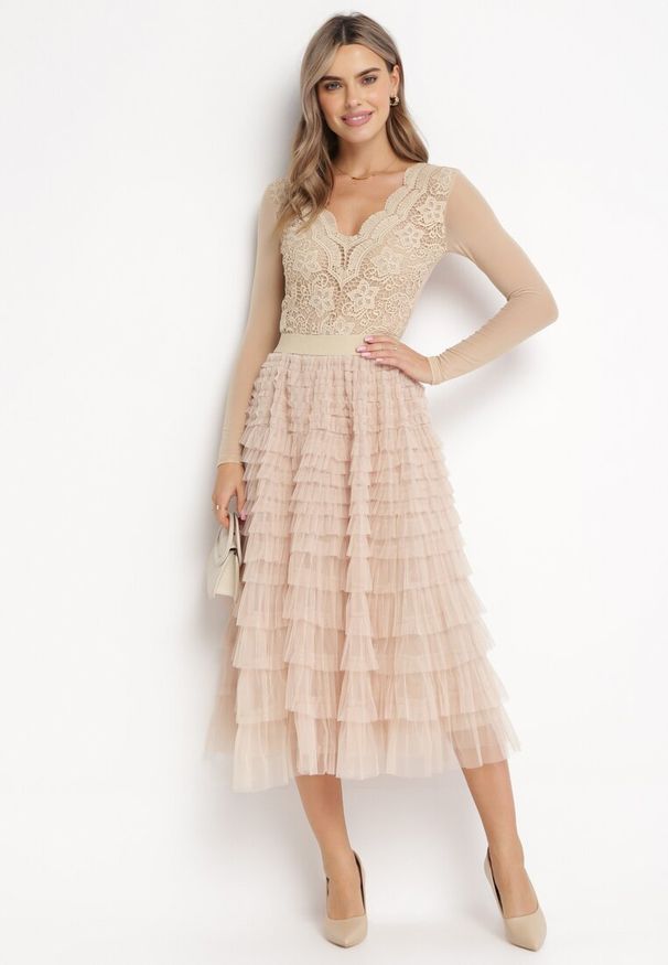 Born2be - Beżowa Rozkloszowana Spódnica Maxi z Falbankami z Tiulu Davena. Kolor: beżowy. Materiał: tiul. Wzór: aplikacja