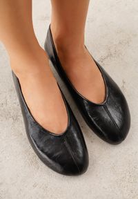 Born2be - Czarne Minimalistyczne Balerinki z Okrągłym Noskiem Katara. Okazja: na co dzień, na spotkanie biznesowe, do pracy. Nosek buta: okrągły. Kolor: czarny. Materiał: jeans. Wzór: gładki. Styl: casual, biznesowy, elegancki #4