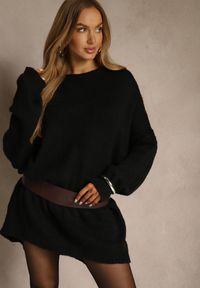 Renee - Czarny Sweter Oversize z Wełną i Wiskozą Fedolina. Okazja: na co dzień. Kolor: czarny. Materiał: wełna, wiskoza. Styl: casual #2