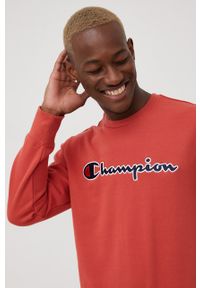 Champion bluza 217061 męska kolor czerwony z aplikacją. Okazja: na co dzień. Kolor: czerwony. Materiał: dzianina. Wzór: aplikacja. Styl: casual #4